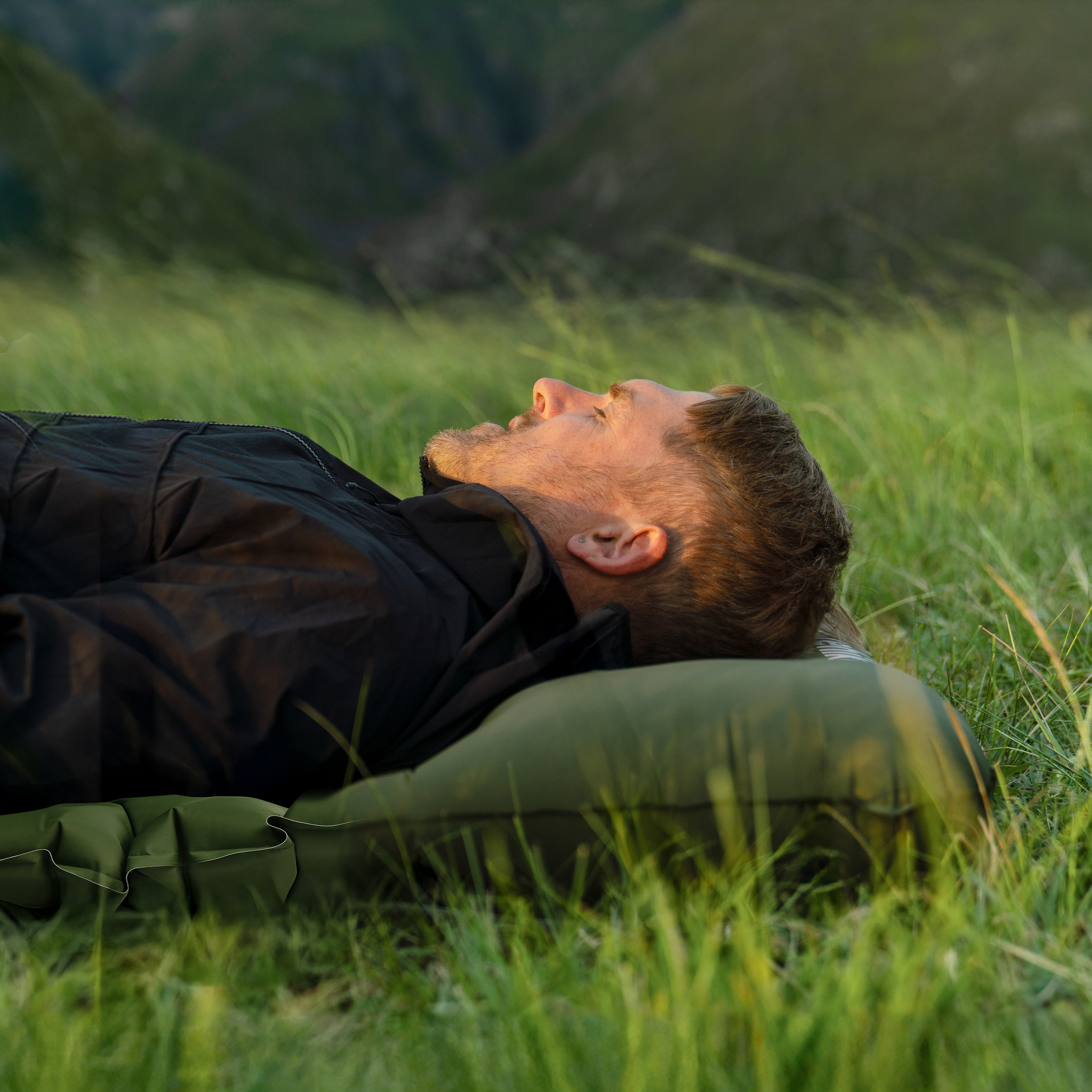 Naturehike nafukovací karimatka FC01 s nožní pumpou 680g - petrolejová